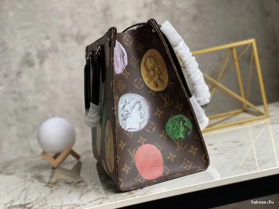 LOUIS ONTHEGO MM VUITTON 0524